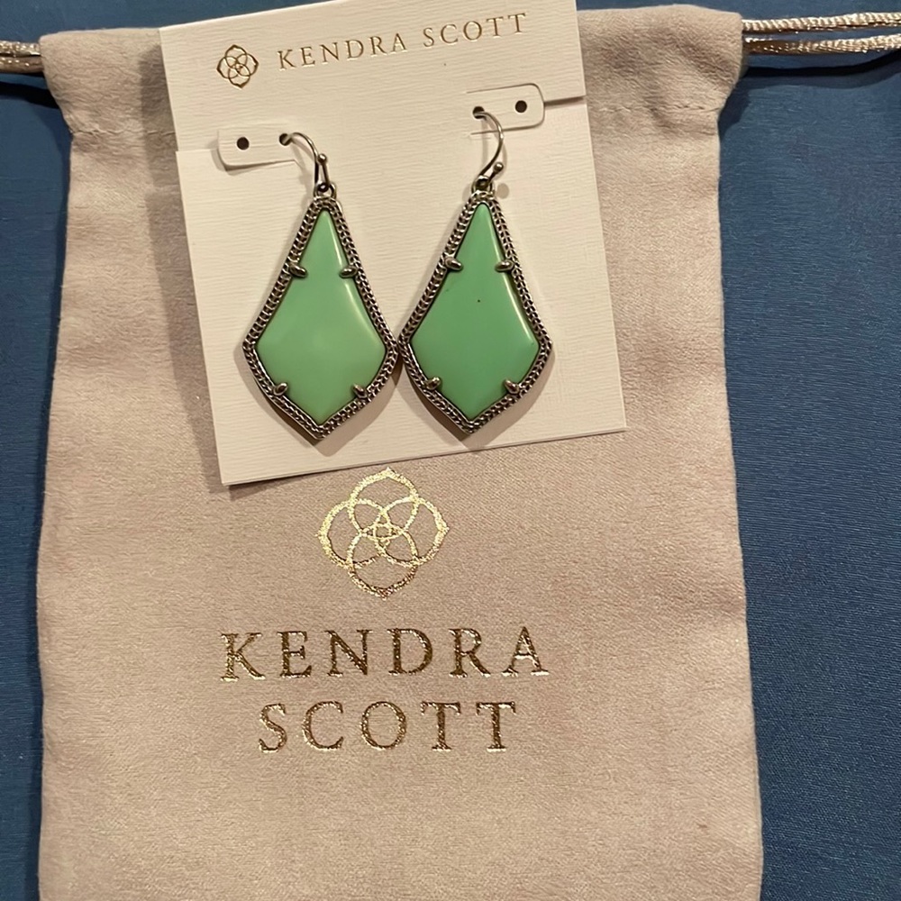Kendra Scott Alex earrings in mint color (color bar)